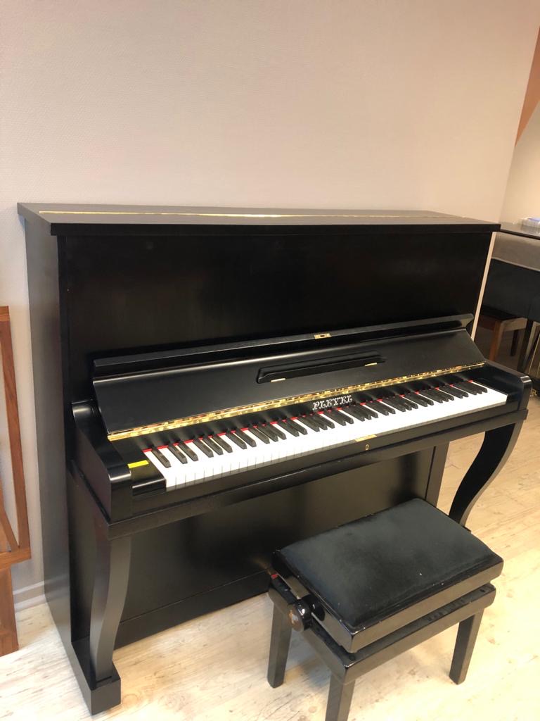 PIANO DROIT YAMAHA M1J – Bondaz Transmusic